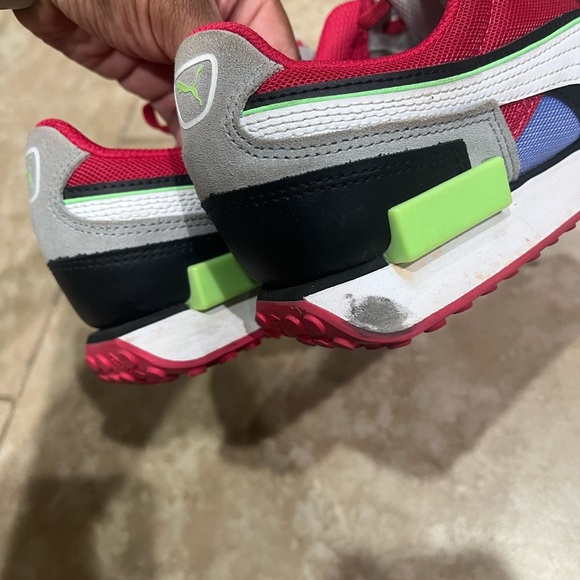 Puma Future Rider Double Berry Women’s 8.5 EUC Sneaker Colorful Pop - Picture 4 of 6